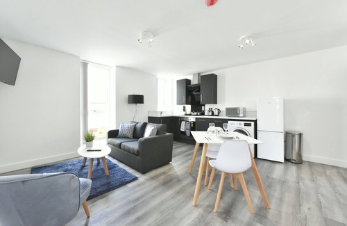 Pontefract Apartment | Luxurious 1 Bedroom Apartment