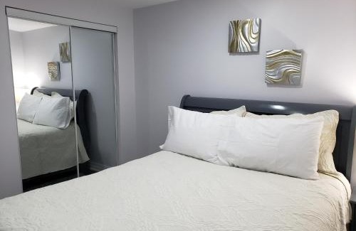 Brampton Apartment | Luxurious 1BR-1BA Apartment Bright Spacious with free parking-gc-1