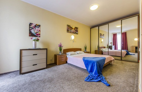 Verkhnie Misto Apartment | Luxurious 2-room apartment in the Center of Kiev, Sofievskaya Square