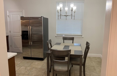 Mobile Condo | Luxurious 2nd floor midtown apartment with balcony.