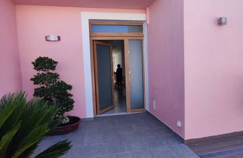 Monte Raposo House | Luxurious 3 bedroom villa with pool, e-charging station, terrace with sea view, parking lot