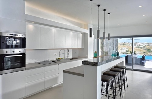 Kanalia Villa | Luxurious 5-bedroom villa in marvelous Mykonos With full sea views