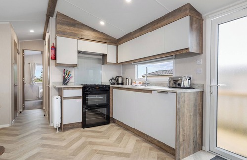 Wiseman's Bridge House | Luxurious and contemporary caravan.