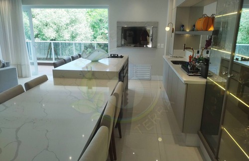 Jurere Apartment | LUXURIOUS AND COZY APARTMENT IN JURERÊ