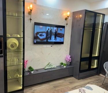 Greater Noida Apartment | Luxurious and cozy