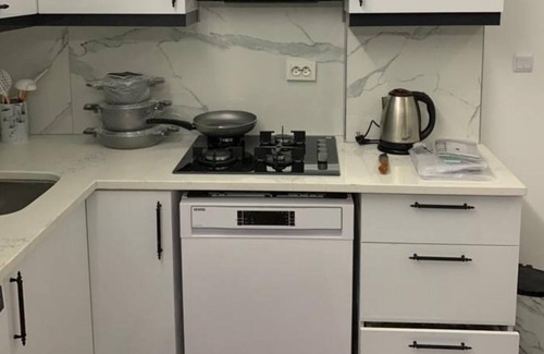 Yenisehir Apartment | Luxurious apartment in a beautiful, rural area with views of a historic castle..