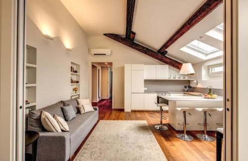 Washington Apartment | Luxurious Apartment in Milan