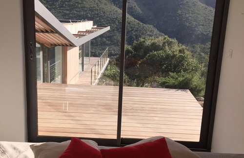 Tarcu Villa | LUXURIOUS ARCHITECT VILLA 210 M2. 180 ° SEA AND MOUNTAIN VIEW IN TARCO