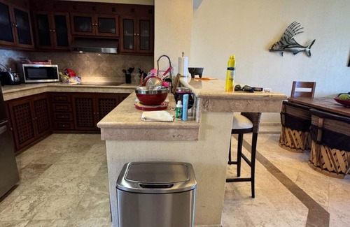 Los Barriles Condo | Luxurious Beachfront Villa with Stunning Sea Views, Modern Amenities -New Owners