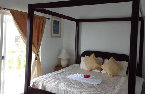 Jolly Harbour Villa | Luxurious Caribbean Villa with in built jacuzzi