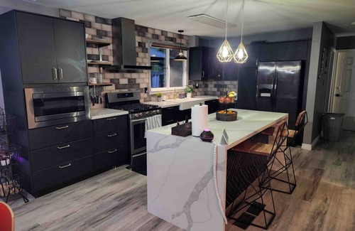 Guelph House | Luxurious Cottage in city