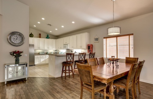 Indio House | Luxurious Country Club Home w/Amenities. Mins to Golf, IW Tennis, Polo, and MORE