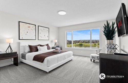 Airdrie House | Luxurious Detached House with Private Garage, Lake View, Central AC & More
