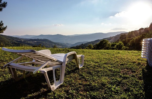 Petrognano House | Luxurious Farmhouse in Rufina with Terrace