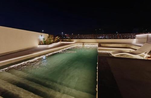 Dubai Villa | Luxurious Five Bedroom Villa with Private Pool