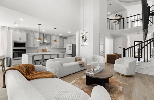 Katy House | Luxurious High Class 4Br Theatre Home