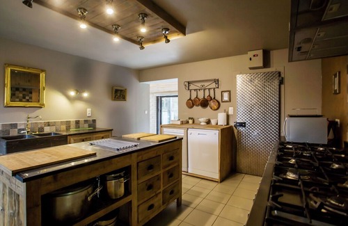 Leisele House | Luxurious Holiday Home with Sauna in Alveringem