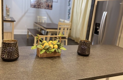 Mountain Island House | Luxurious home for families & professionals