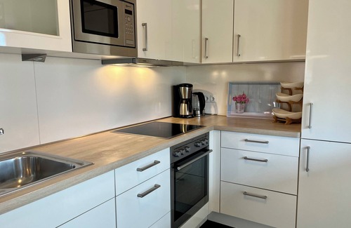 Pelzerhaken House | Luxurious house for 6-8 people and dog with sauna, fireplace, garden and play area