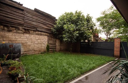 Chugureti House | Luxurious House w/Private Yard near Rustaveli Ave