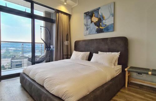 Menlyn Apartment | Luxurious Menlyn Maine 1 Bedroom on 12th Floor with Stunning Views & No Load Shedding