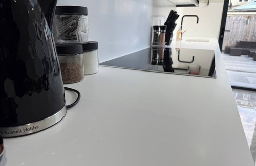 Cathays House | Luxurious Modern House With Garden Close To City Centre