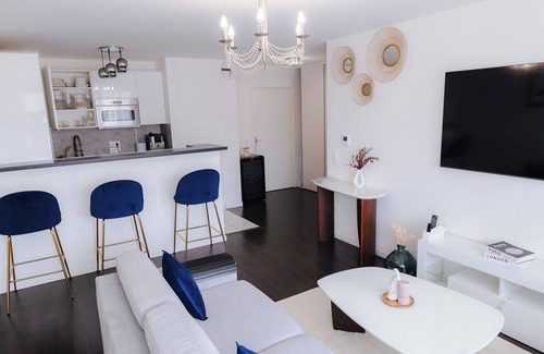 Saint-Cyr-l'Ecole Apartment | Luxurious, new, fully-equipped apartment in VERSAILLES, ST CYR L'ÉCOLE
