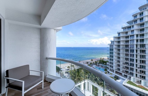 Central Beach Condo | Luxurious Oceanfront Apartment in Fort Lauderdale
