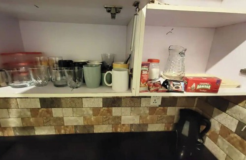 E-11 Sector Apartment | Luxurious & Peaceful 2 bedroom Apt, Wifi + 55" LED