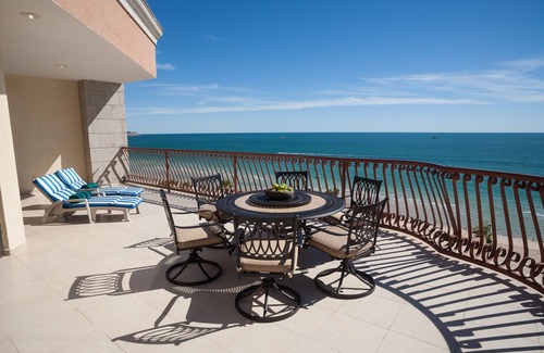 Puerto Penasco Condo | Luxurious Penthouse Sonoran Sun Beach Front Condo HUGE Terrace Amazing views