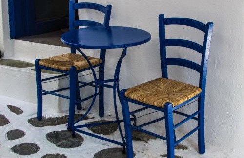 Fira Villa | Luxurious Santorini Penthouse Villa 1 Bedroom Magical Caldera Sea Views & Outdoor Hot Tub Fira