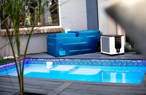 Ekurhuleni Apartment | Luxurious Self-Catering Apartment in Benoni with Private Entrance