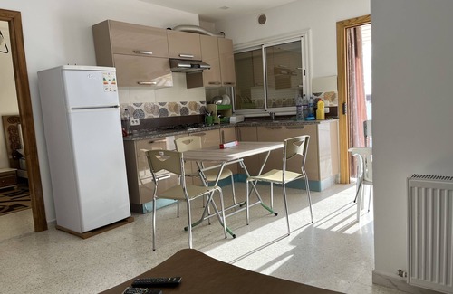 Sqanes Apartment | Luxurious studio 10 minutes from the beach