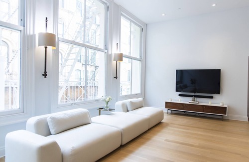 SoHo Apartment | Luxurious Tribeca Loft w/private elevator accessn