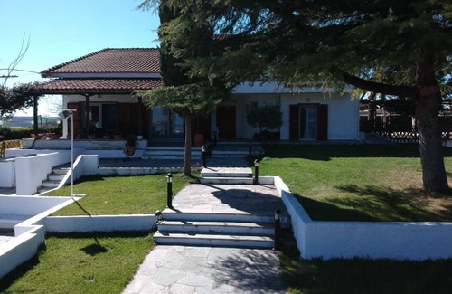 Larissa Villa | Luxurious Villa on a hill with cool breeze Preview listing