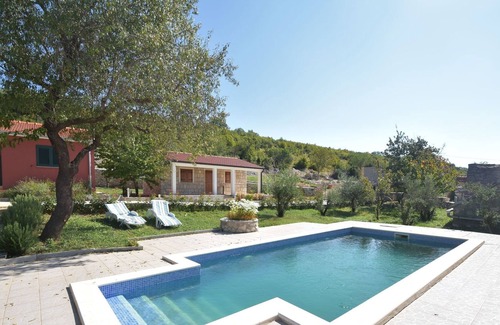 Trilj Villa | Luxurious Villa with Private Pool in Trilj, Dalmatia