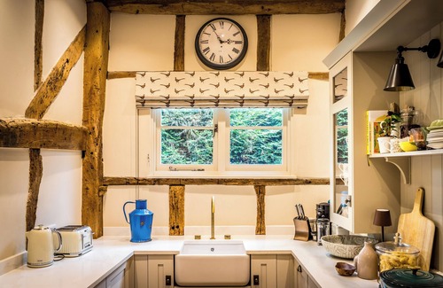 Westcott House | Luxuriously presented converted barn set in romantic private setting.