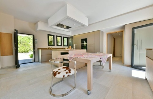 Uzes House | Luxuruous 5 bedroom estate, 750 meters from Uzès main square