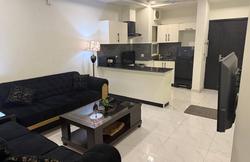 Lahore Apartment | Luxury 1 bhk Apartment With Pool, Gym & Cinema