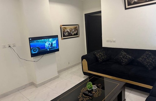 Lahore Apartment | Luxury 1 bhk Apartment With Pool, Gym & Cinema