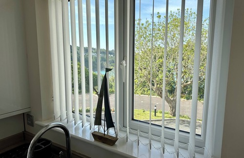 Carbis Bay Apartment | Luxury 2 Bed 2 Bathrooms Apartment Carbis Bay - Seaviews from all rooms!