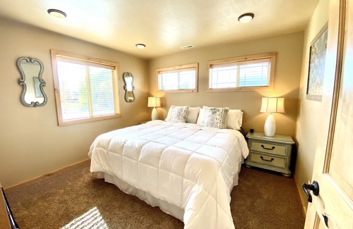 Rexburg Apartment | Luxury 2 bedroom King Suite-Free Breakfast #6