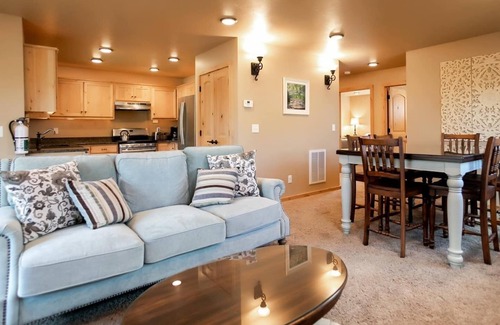 Rexburg Apartment | Luxury 2 bedroom King Suite-Free Breakfast #6