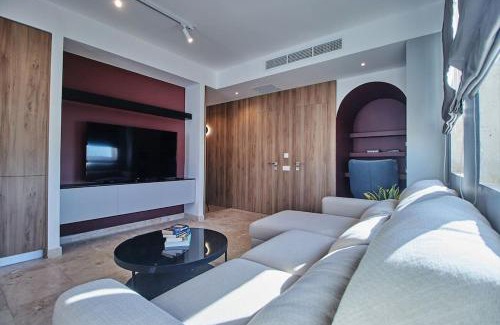 Swieqi Apartment | Luxury 2 BR Penthouse - Pool - close to Paceville