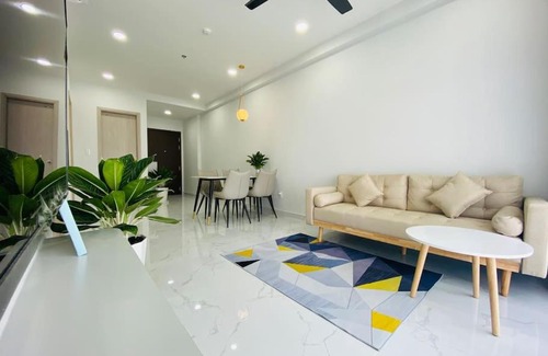 Di An Apartment | Luxury 2 King BD, 2WC, Swimming pool, Di An City, Binh Duong