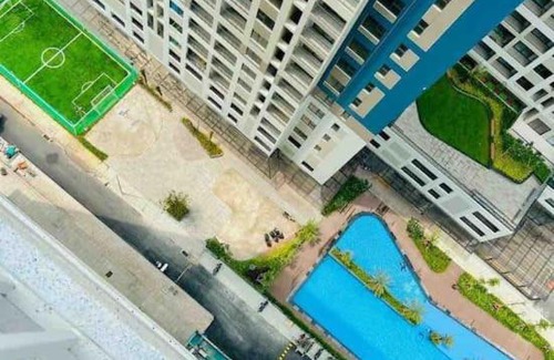 Di An Apartment | Luxury 2 King BD, 2WC, Swimming pool, Di An City, Binh Duong