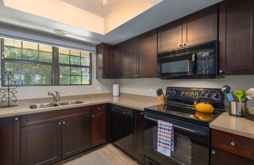 Villa Antigua Condo | LUXURY 2br/2baRemodel in the HEART of Scottsdale! HEATED POOL, GYM, TENNIS COURT