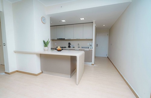 Tumba Vieja Apartment | Luxury 2BR Cityview apt, parking and balcony