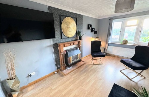 Ashford House | Luxury 3 Bed House Near Ashford International