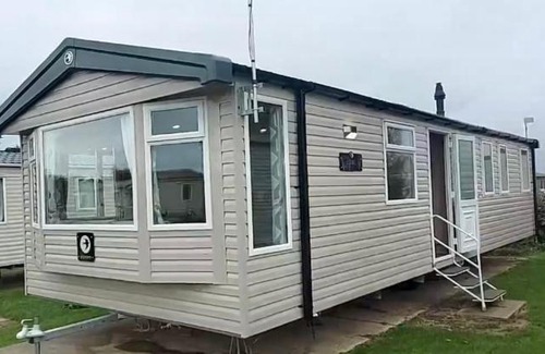 Morecambe Resort | Luxury 3 bed static caravan hire